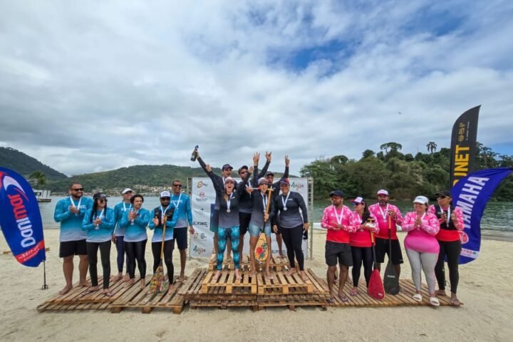 1ª Copa Botinas Va’a Minotauro Energy Drink agita a Praia do Anil