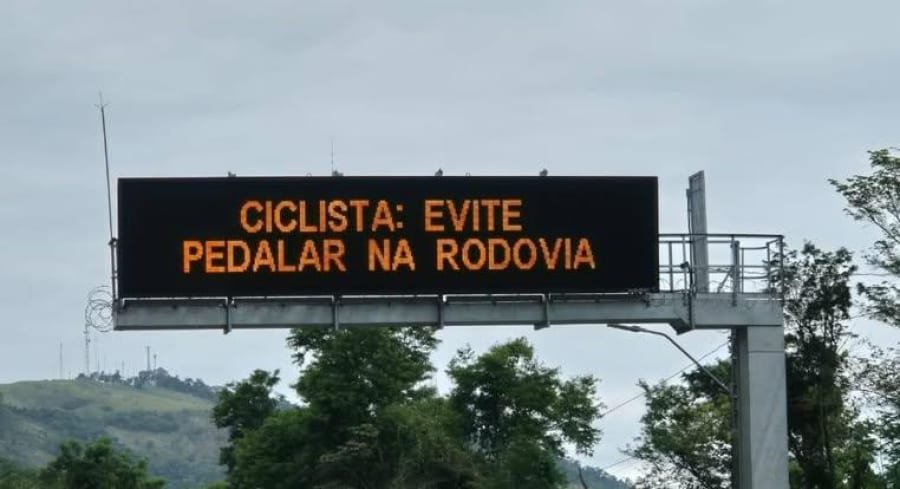 Ciclistas estranham mensagem da CCR Rio São Paulo