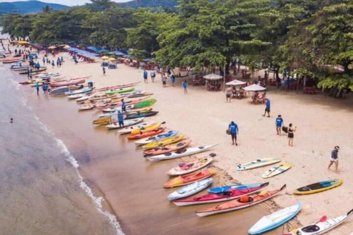 Neste domingo tem remada ecológica de Paraty.