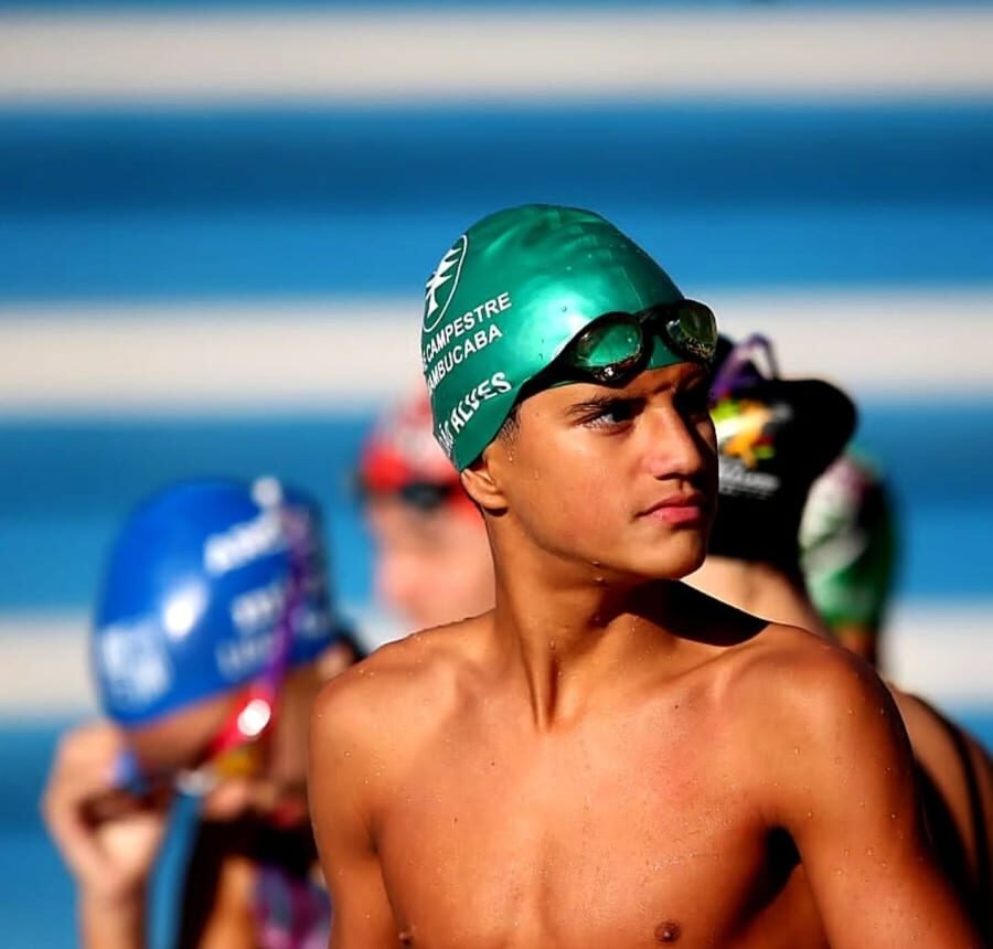 João Pedro termina entre os melhores do país nos 50m borboleta