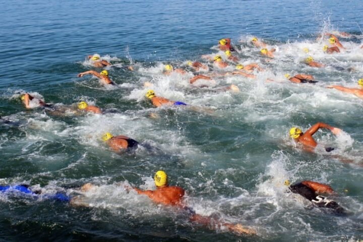 13 km na raça: a Invasão da Ilha Grande desafia até os nadadores mais preparados.